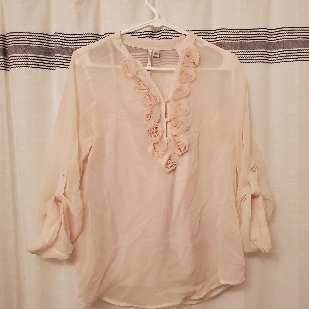 Lauren Conrad Flowy Flower Top size XS